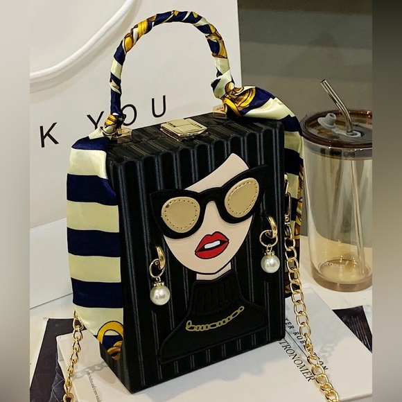 🆕 lady Face Handbag - Picture 4 of 12